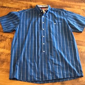 Mens Wrangler George Strait short sleeve shirt.